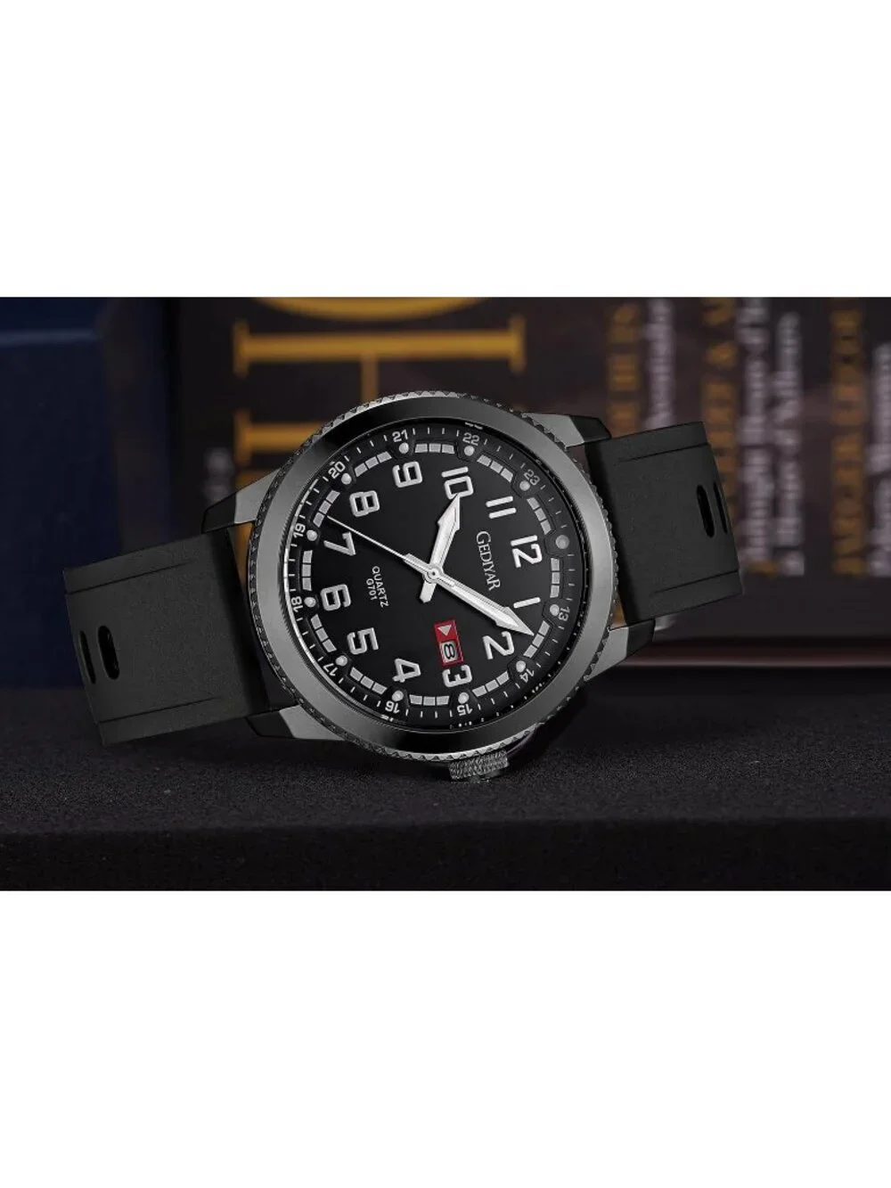 Men's Black Analog Quartz Waterproof Silicone Band Luminous Stylish Wrist Watch